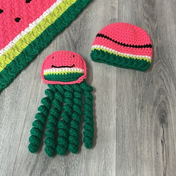 Handmade, baby,  watermelon photo shoot set - Picture 3 of 7